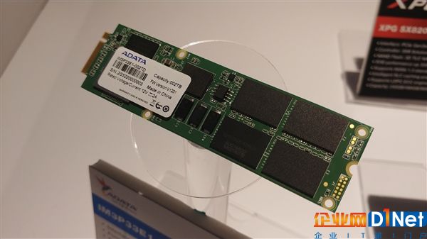 威剛首秀M.3 SSD：?jiǎn)温贩?wù)器集成36塊288TB！